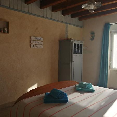 Bed and Breakfast Vendrennes Chez Florymarysol Exterior foto