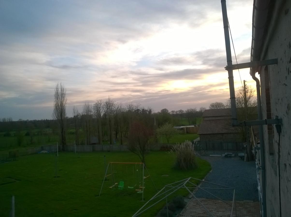 Bed and Breakfast Vendrennes Chez Florymarysol Exterior foto